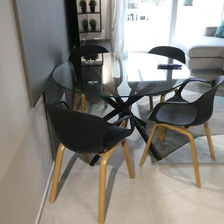 Town-Beach Home ชิวิตาโนวา มาร์เค ภายนอก รูปภาพ